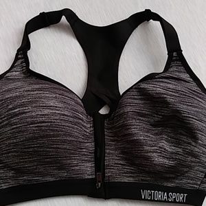 Victoria's secret sport bra